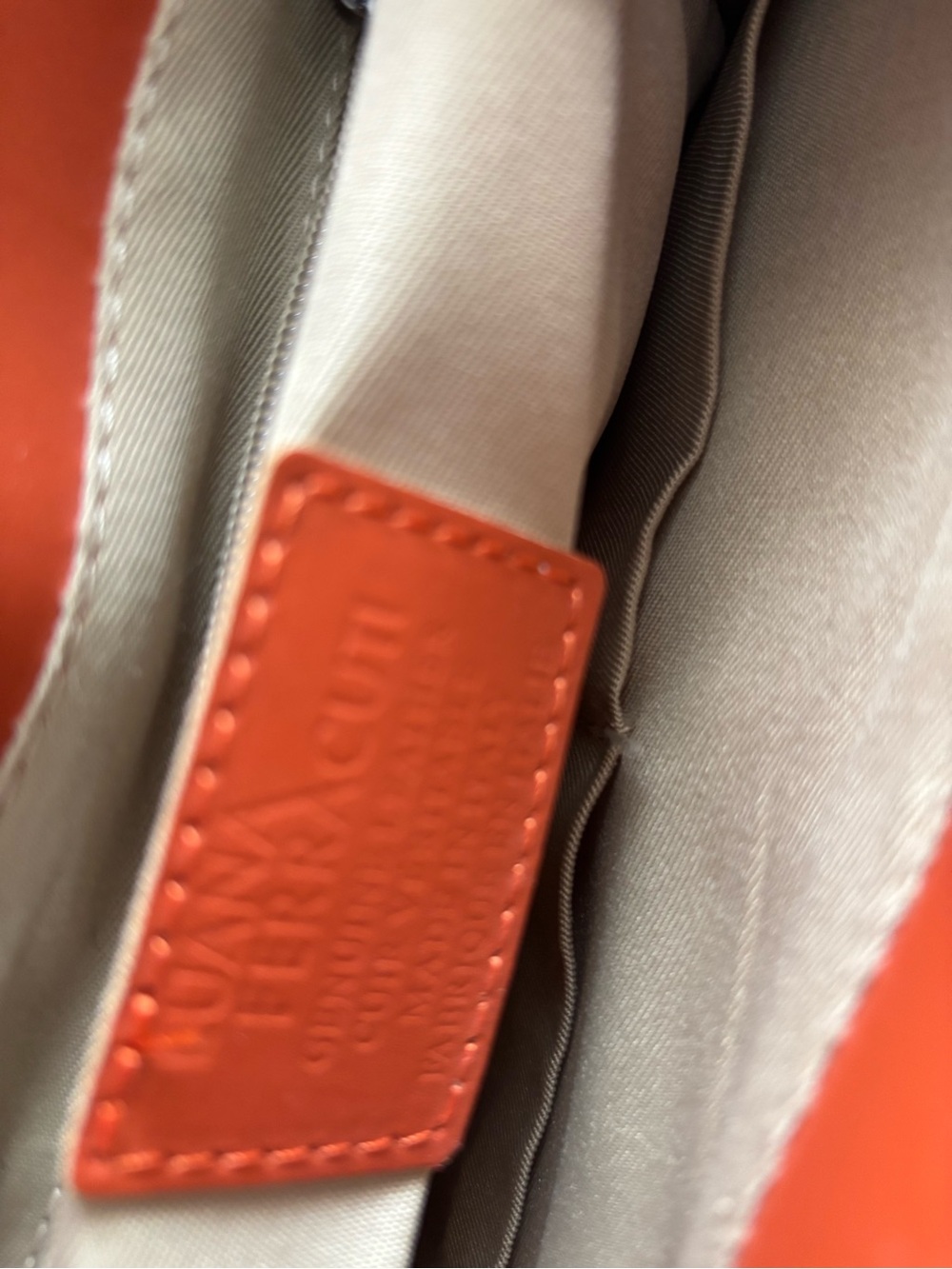 Luana Ferracuti Italian Beautiful Leather Shoulder Handbag - Picture 3 of 4